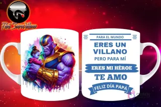 Taza de sublimación con Thanos de Marvel sosteniendo a una bebé niña, y mensaje 'Eres mi Héroe Papá'