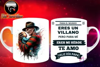 Taza de sublimación con Freddy Krueger de Pesadilla en Elm Street sosteniendo a un bebé, y mensaje 'Eres mi Héroe Papá'