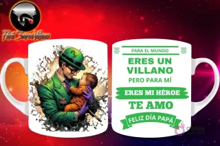 Taza de sublimación con El Acertijo (The Riddler) de DC sosteniendo a un bebé, y mensaje 'Eres mi Héroe Papá'