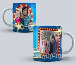 Taza sublimada con diseño temático de cine para el Día del Padre, presentando la frase 'Feliz Día del Padre' dentro de un marco de marquesina con estrellas y una tira de película.
