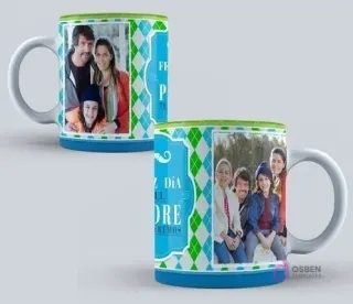 Taza sublimada con un elegante diseño de patrón argyle en tonos azules y verdes, con la frase 'Feliz Día del Padre' y un marco estilizado para fotos familiares.