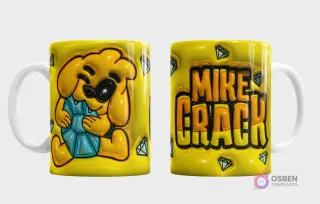 Plantilla 3D de taza con el personaje Mikecrack, fondo amarillo brillante texturizado con diamantes, vista frontal del personaje y trasera con el logo 'Mikecrack'.