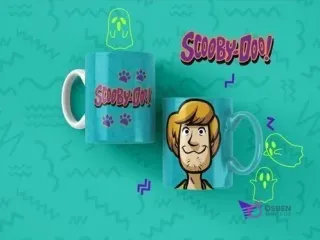 Par de tazas azules turquesa de sublimación con diseños de Scooby-Doo, mostrando a Shaggy y el logo