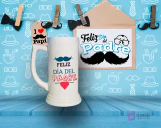 Shoperos blanco con diseño de sublimación 'Feliz Día del Padre' en tonos azules y rojos con un bigote y un corazón, sobre fondo de madera azul.