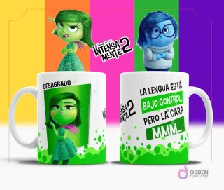 Taza de sublimación blanca con diseño de Desagrado de Intensamente 2, texto 'LA LENGUA ESTÁ BAJO CONTROL PERO LA CARA MMM' en verde y blanco, fondo multicolor.
