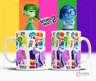 Taza de sublimación blanca con un diseño repetitivo de pequeños personajes de Intensamente 2 sobre un fondo blanco con manchas de colores pastel.
