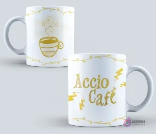 Taza blanca con el divertido hechizo 'Accio Café' en dorado y un dibujo estilizado de una taza de café, ideal para los amantes de Harry Potter