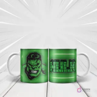 Taza blanca sublimada con diseño 3D inflado de la cara de Hulk en verde y el texto 'HULK' en el reverso, sobre fondo blanco con rayos de acción.