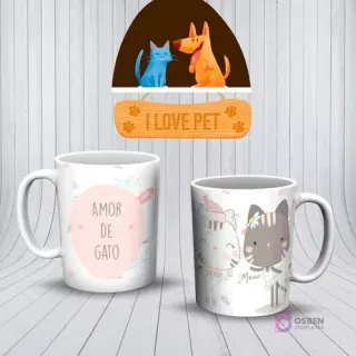 Mockup de dos tazas blancas. Una con 'AMOR DE GATO' en un círculo rosa con copos de nieve, la otra con dos gatos tiernos con gorros y bufandas.