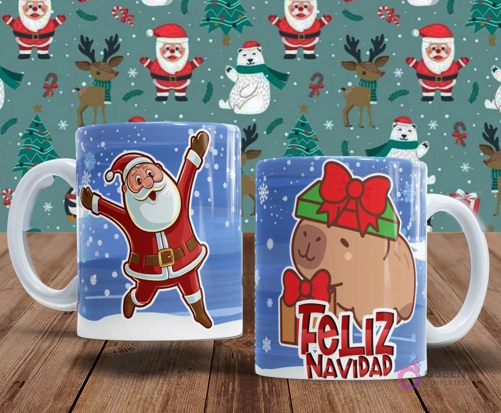 Dos tazas blancas con diseños de Navidad. Una taza muestra a Papá Noel bailando alegremente. La otra taza presenta un capibara con un gorro verde y un lazo rojo, sobre el texto 'Feliz Navidad'.