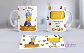 Dos tazas de sublimación con la Abuela (Patty o Selma) Simpson y la frase 'Aquí toma la mejor Abuela del mundo', con la plantilla.
