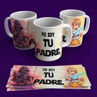 Mugs de sublimación con diseño cómico de Darth Vader y Luke Skywalker y frase 'YO SOY TU PADRE' en acuarela, fondo morado.