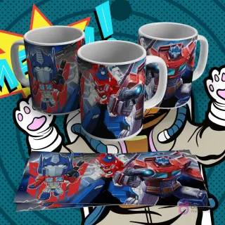 Tres tazas blancas con diseño de sublimación de Optimus Prime en versión chibi y en su forma de robot, con un fondo azul y rojo de explosiones. Incluye lámina plana del diseño.