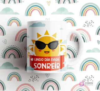 Taza blanca con frase 'Lindo día para SONREÍR' y un sol caricaturesco con gafas de sol, sobre fondo de arcoíris.