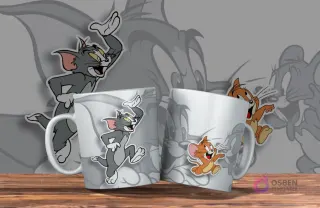 Dos tazas blancas con diseño de Tom y Jerry. Una con Tom furioso, la otra con Jerry corriendo. Fondo con siluetas grises de los personajes.