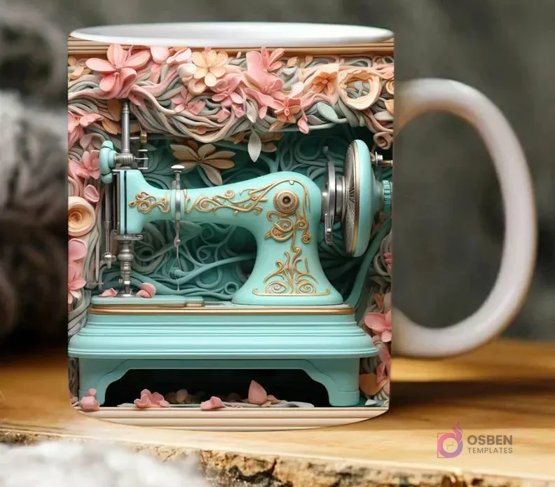 Taza sublimada con máquina de coser 3D color menta y detalles dorados, rodeada de delicadas flores y hojas rosadas.