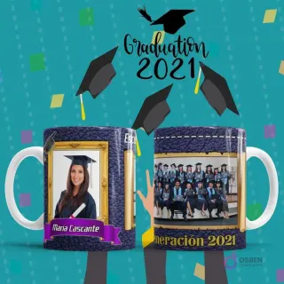 Tazas de sublimación con diseño de graduación 2021, una con foto de mujer graduada y nombre, otra con grupo de graduados y 'Generación 2021'.