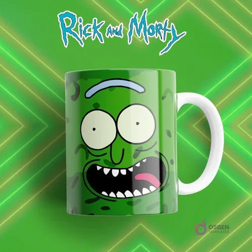 Taza sublimada de Pickle Rick sonriendo con fondo geométrico neón verde