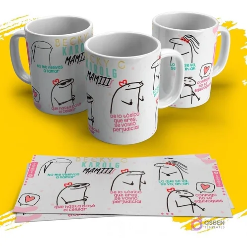 Tres tazas blancas con diseños de Flork con diferentes expresiones y la letra de "MAMIII" de Becky G y Karol G, junto a la plantilla de sublimación.