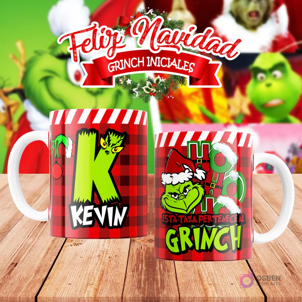 Taza de sublimación del Grinch temática de Navidad con la inicial 'K' y el nombre de ejemplo 'KEVIN', sobre fondo a cuadros rojo y blanco, junto a otra taza del Grinch con diseño navideño 'Esta Taza Pertenece al Grinch'. El fondo general muestra personajes del Grinch en Navidad.