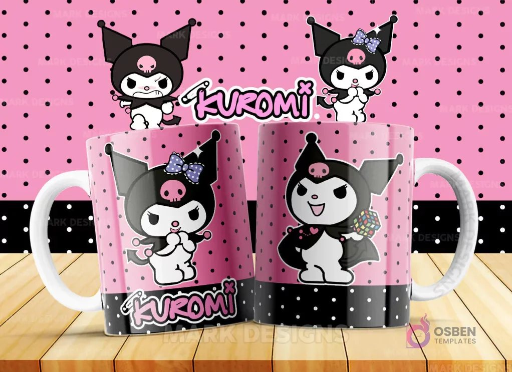 Taza con ilustración de Kuromi sosteniendo un cubo Rubik o un objeto similar con colores vibrantes, demostrando su lado más ingenioso o juguetón. El fondo rosa complementa el diseño.