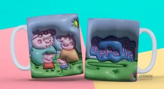 Taza 3D con diseño de Peppa Pig, George Pig, Mamá Pig y Papá Pig en 3D, y logo "Peppa Pig" con fondo verde y azul