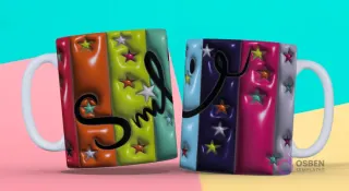 Taza 3D con diseño de palabra 'Smile' en estilo burbuja negra sobre franjas verticales de colores vibrantes y estrellas