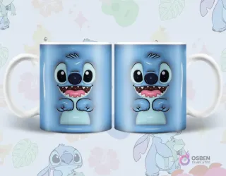 Par de tazas sublimadas con primer plano del rostro 3D inflado de Stitch, sonriendo ampliamente y mostrando sus dientes, sobre fondo azul claro con motivos tropicales.