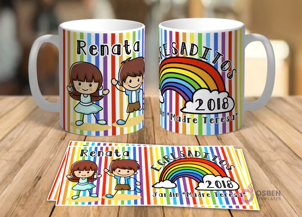 Dos tazas blancas de cerámica y una impresión con diseños de niña 'Renata' y niño con un arcoíris sobre fondo de rayas de colores para 'Egresaditos 2018'