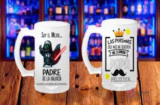 Diseño de shopero para Día del Padre con Darth Vader y 'PADRE DE LA GALAXIA (CUANDO LA FUERZA ME ACOMPAÑA)'. Otro con 'LAS PERSONAS QUE MÁS ME QUIEREN ME LLAMAN PAPÁ' y bigote.