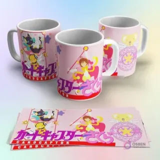Tazas de sublimación con diseño de Cardcaptor Sakura en un vestido rosa y su báculo, con fondo de símbolos mágicos y el texto japonés de 'Cardcaptor Sakura'.
