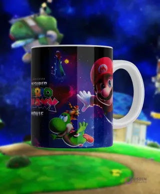 Taza sublimada con diseño de Mario, Yoshi y la referencia 'Super Mario Galaxy The Movie' con Luma
