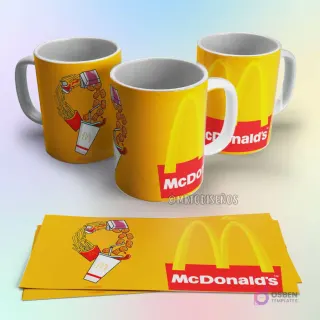 Taza de sublimación McDonald's amarilla con el logo de los arcos dorados y un diseño de papas fritas, nuggets y vaso de bebida