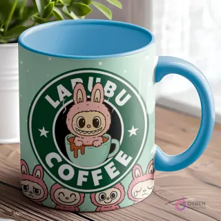 Taza mint green con interior y asa azules, mostrando el logo 'LABUBU COFFEE' con un Labubu rosa dentro de una taza de café, y otros Labubu expresivos.