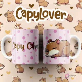 Par de tazas blancas sublimadas con diseño de capibara durmiendo tranquilamente sobre fondo de puntos rosas, texto 'Capy Calm'