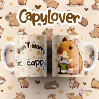 Par de tazas blancas sublimadas con diseño de capibara bebiendo con pajita una bebida refrescante, texto 'don't worry be cappy'
