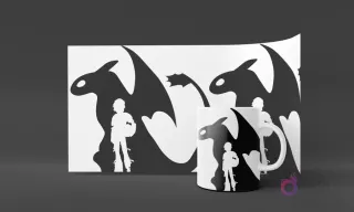 Siluetas de Hipo y Chimuelo en pose de amistad, sobre un fondo blanco y negro, en un mockup de taza blanca.