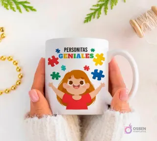 Manos sujetando una taza blanca con una niña feliz y piezas de puzzle de colores, junto a la frase 'PERSONITAS GENIALES'.