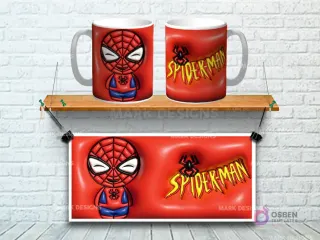 Taza sublimada con diseño 3D de Spiderman estilo chibi con su logo sobre fondo rojo