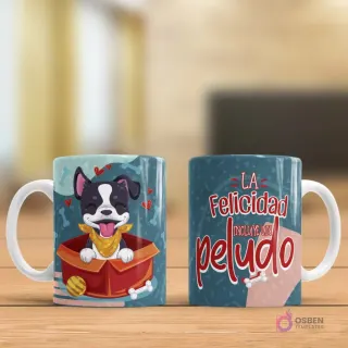 Taza sublimada con ilustración de Boston Terrier en caja y frase 'La Felicidad INCLUYE un peludo'