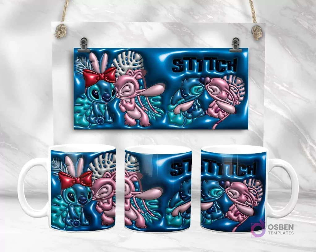 Diseño de plantilla de taza 3D de Stitch y Angel con fondo azul vibrante y hojas tropicales, mostrando vista plana y en taza.