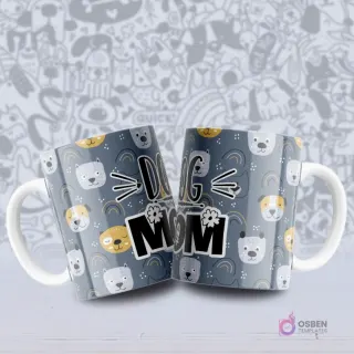 Dos tazas blancas con un diseño de rostros de perros en tonos azul, blanco y amarillo con pequeños arcoíris, y el texto 'DOG MOM'.