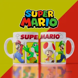 Mockup de dos tazas blancas con diseños de Super Mario. Una muestra a Mario, Yoshi, Toad y Luigi en paneles individuales sobre un fondo amarillo, la otra el logo de Super Mario. Fondo dividido amarillo y rojo.