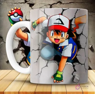 Diseño de taza Pokémon 3D con Ash Ketchum agachándose mientras emerge de una pared rota gris con determinación. El mango de la taza es blanco y está sobre una superficie de madera.