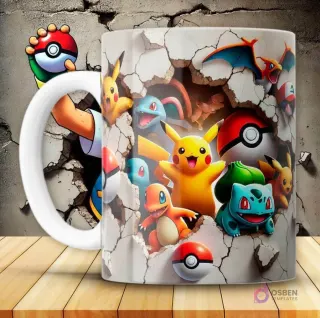 Diseño de taza Pokémon 3D con múltiples Pokémon como Pikachu, Squirtle, Charmander, Bulbasaur, Eevee, entre otros, emergiendo de una pared rota blanca en un diseño dinámico. El mango de la taza es blanco y está sobre una superficie de madera.