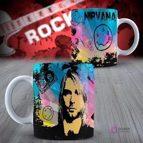 Taza blanca sublimada con diseño artístico de Kurt Cobain de Nirvana, colores vibrantes estilo acuarela, cassette y carita feliz. Fondo rojo con guitarra eléctrica y la palabra ROCK.
