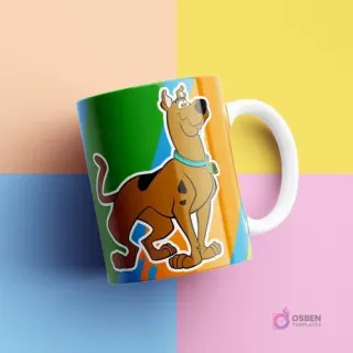 Taza sublimada con el diseño de Scooby Doo sonriendo, sobre un fondo vibrante verde, naranja y azul con líneas diagonales, en un estudio de colores pastel.