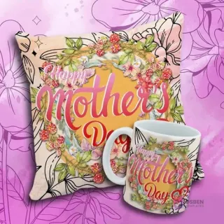 Taza y cojín con el mensaje 'Happy Mother's Day' rodeado por una corona rústica de bayas y hojas.