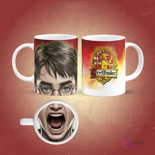 Taza sublimada de Harry Potter, cicatriz de rayo, gafas y boca gritando magnificada en la base, fondo rojo