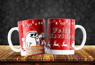 Taza navideña de Flork con gorro de Santa y megáfono, meme 'Yo solo vine a comer', fondo rojo festivo con Feliz Navidad y renos.